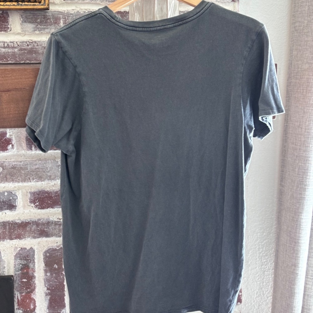 O'Neill Sun and Moon Graphic Tee, Extremaly soft, oversize fit, size Small. - Picture 3 of 3